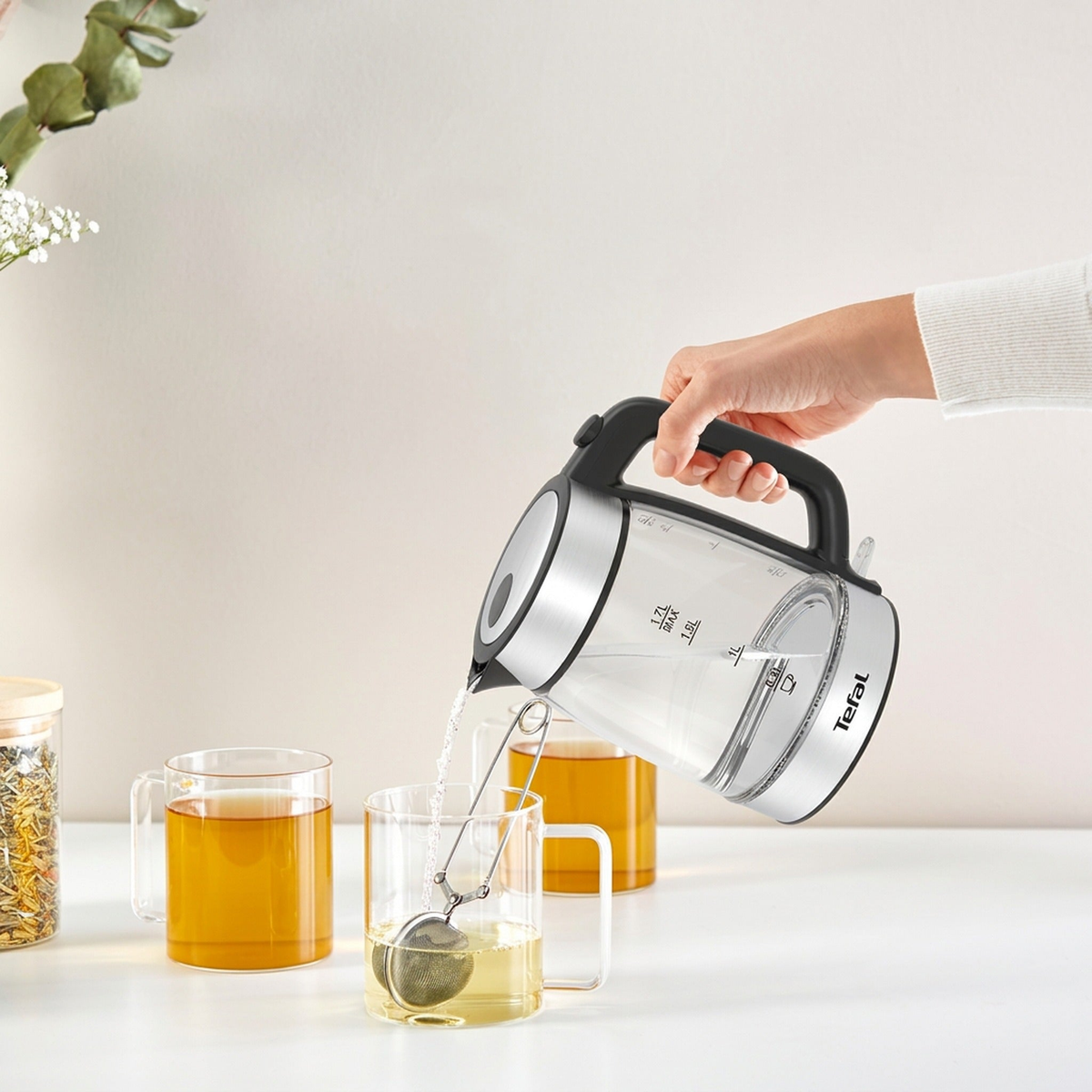 TEFAL Kettle | 1.7 L Glass Electric Kettle | 18050-2200 W | Concealed Heating Element | Cordless 360° Design | Removable Anti-Scale Filter | Precision Spout | Assisted Lid Opening | KI700827