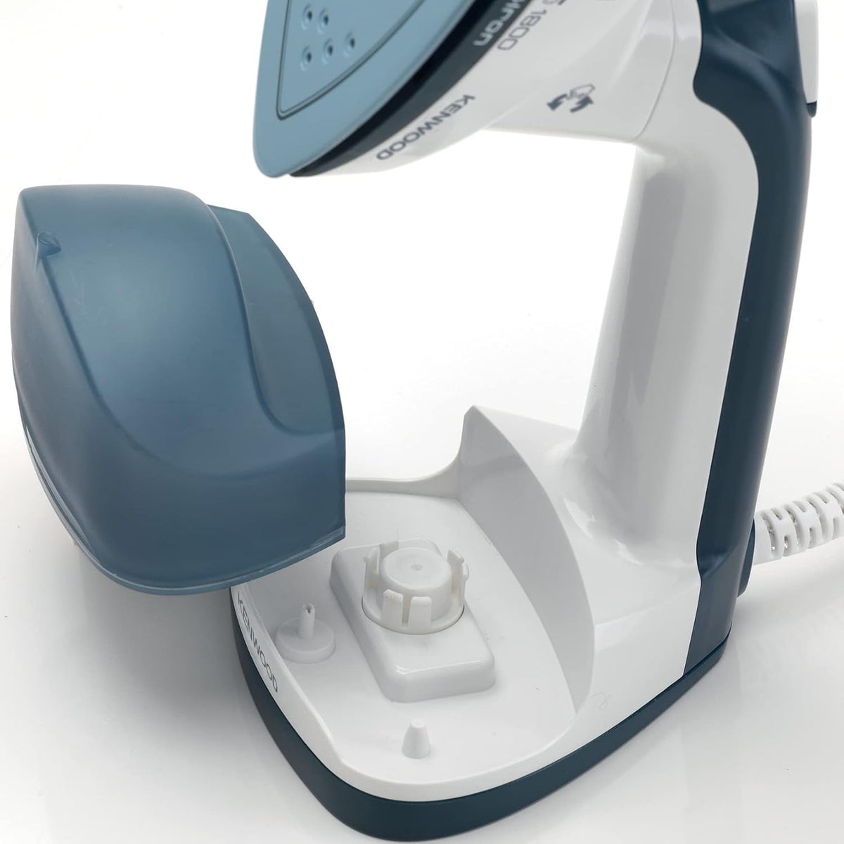 Kenwood 2-in-1 Handheld Garment Steamer & Steam Iron | GSP40.000WB