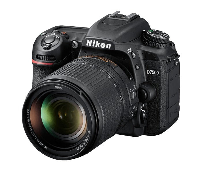 Nikon D7500 DSLR with AF-S DX 18-140mm Lens