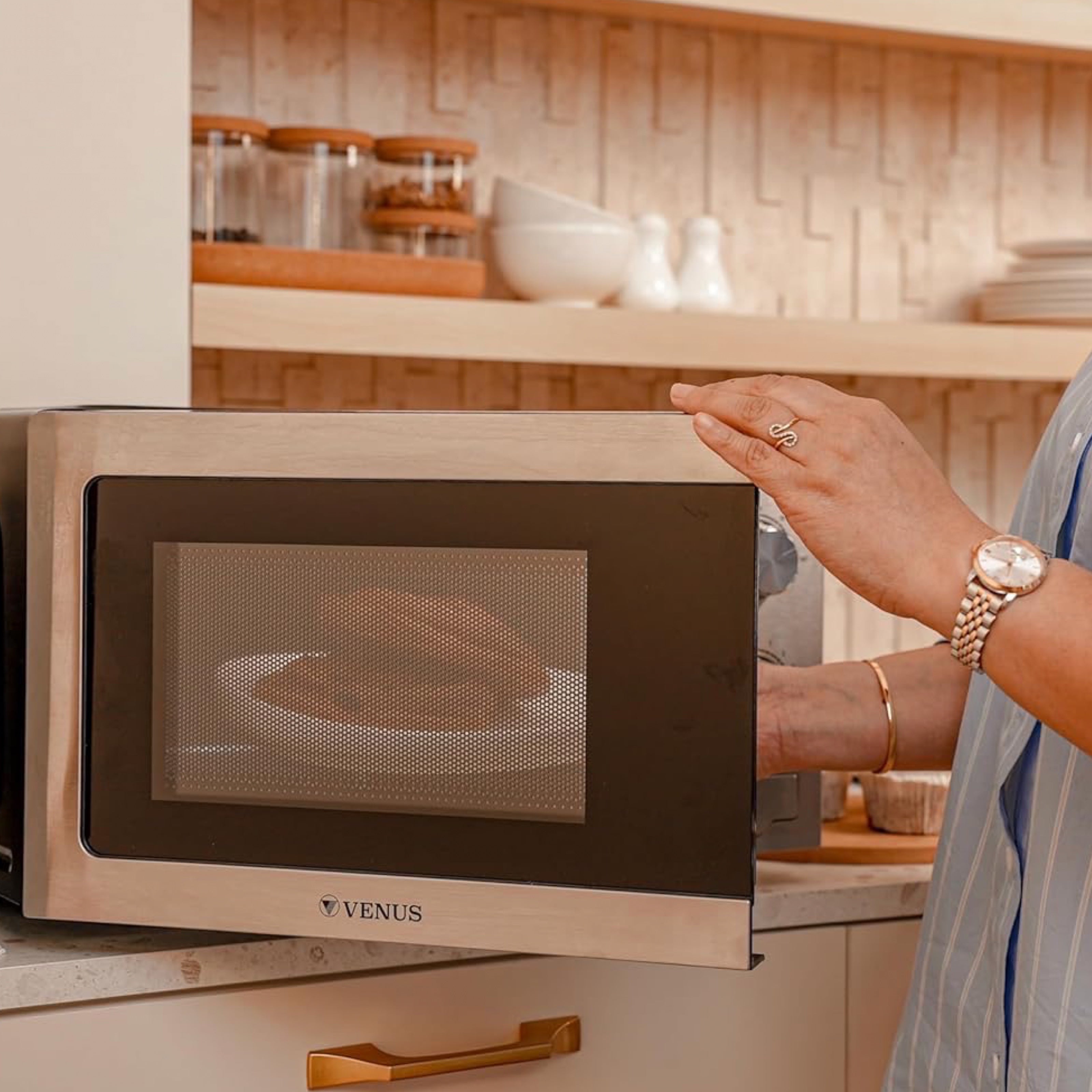 Venus 20L Stainless Steel Microwave Oven | 700W