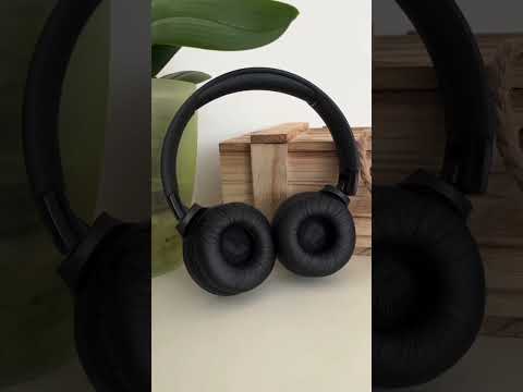 JBL Tune 520BT Wireless on-ear headphones